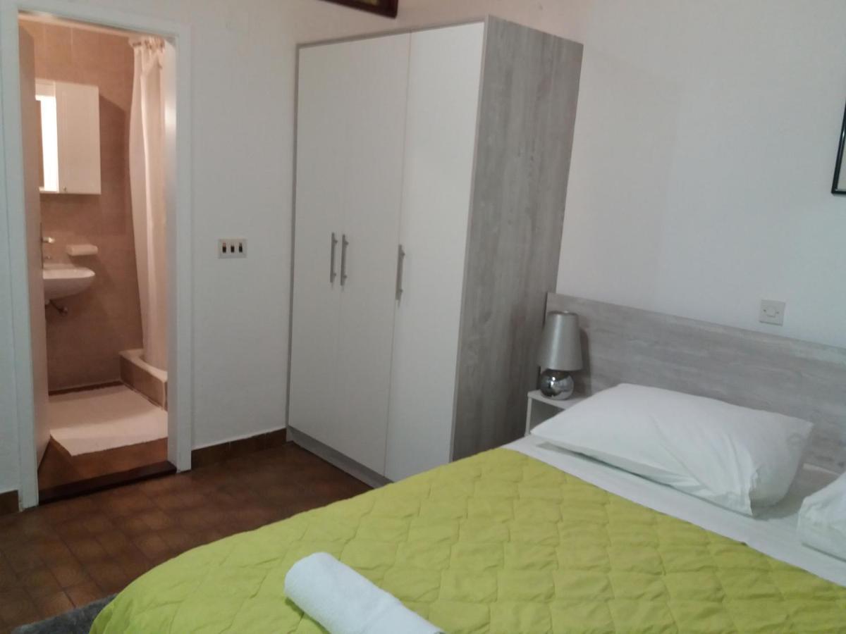 Apartment Hortenzija Baška Voda Kültér fotó